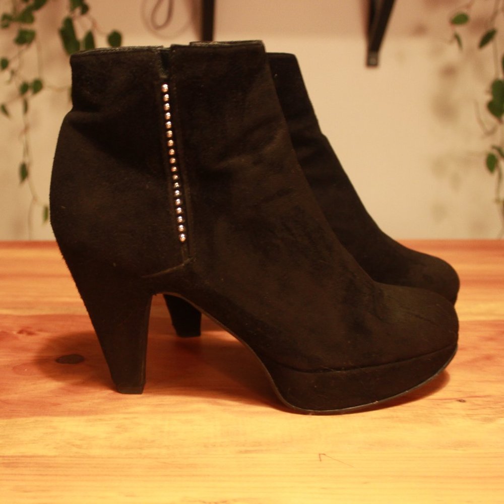 Stuart Weitzman Black Suede Ankle Boots